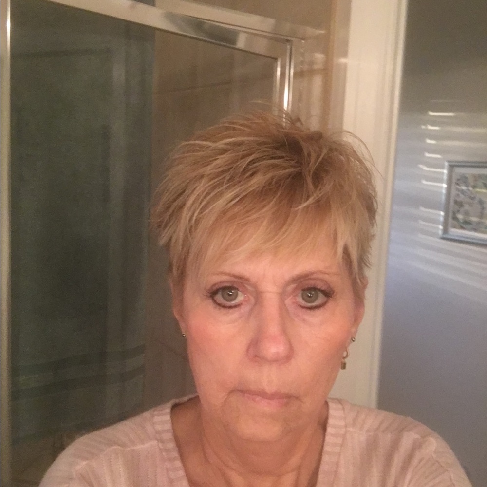 Meet your Posher, Cheri